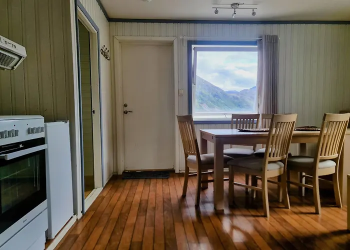 Lydersen Rorbuer Hostel & Apartments