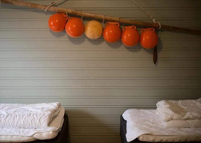 Lydersen Rorbuer Hostel & Apartments